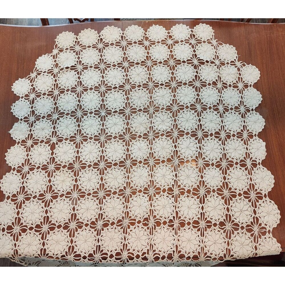 Crochet Tablecloth 48in x 70in Rectangle Beige Star Rounds Vintage Overlay - Picture 4 of 9